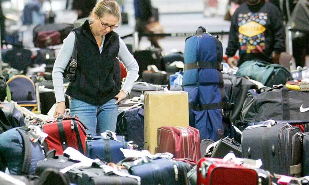 Συνήγορος του Καταναλωτή: Σύσταση προς εταιρείες αερομεταφορών για τις αποζημιώσεις αποσκευών που υπέστησαν φθορές